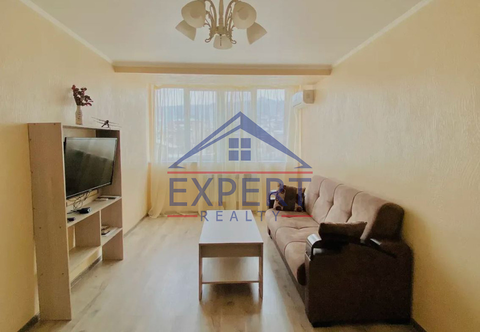 ԿԵՆՏՐՈՆ, ՔԱՋԱԶՆՈՒՆԻ ՓՈՂՈՑ, 2 ՍԵՆՅԱԿ