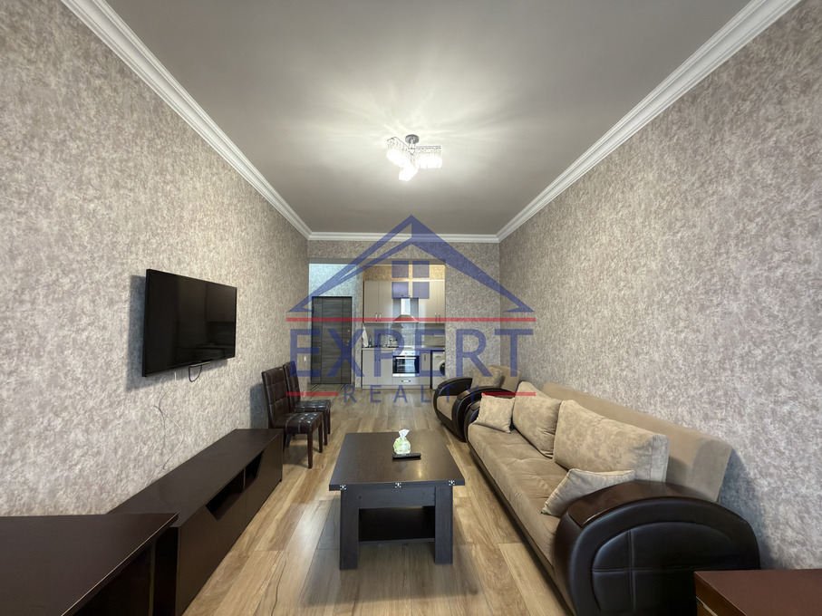 ԿԵՆՏՐՈՆ, ՌՈՍՏՈՄԻ ՓՈՂՈՑ, 2 ՍԵՆՅԱԿ