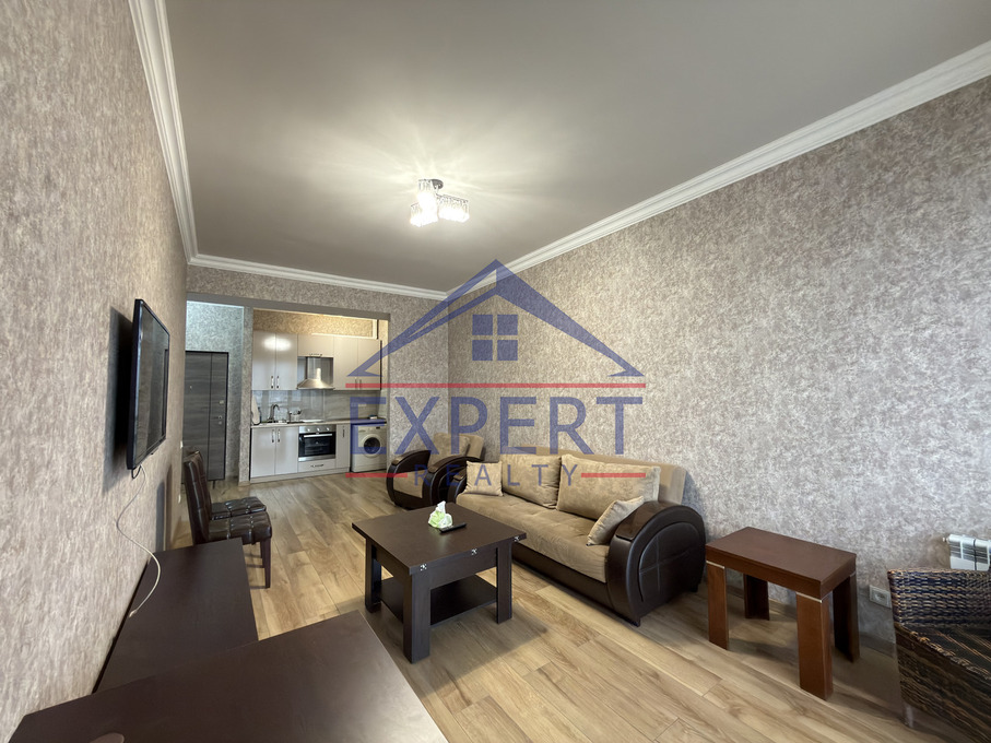 ԿԵՆՏՐՈՆ, ՌՈՍՏՈՄԻ ՓՈՂՈՑ, 2 ՍԵՆՅԱԿ