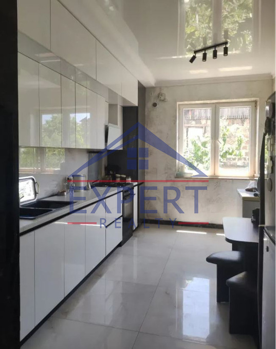 ՋՐՎԵԺ   5 ՍԵՆՅԱԿ