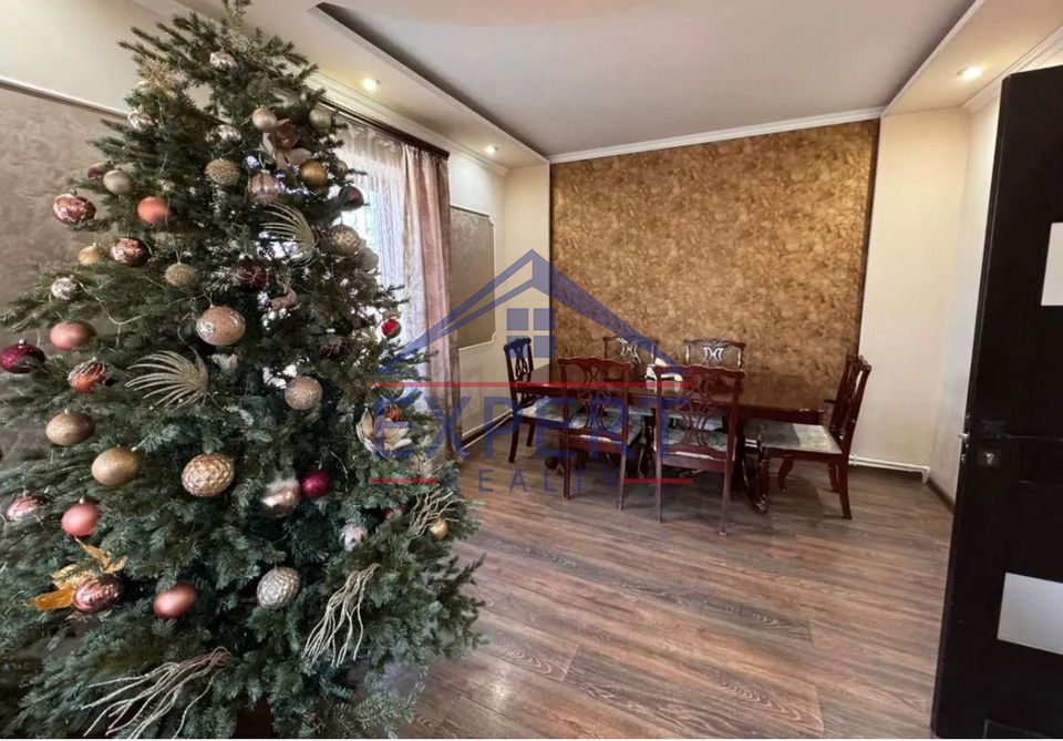 ԱՌԻՆՋ, ՊԱՐՈՒՅՐ ՍևԱԿ ԹԱՂԱՄԱՍ 6 ՍԵՆՅԱԿ