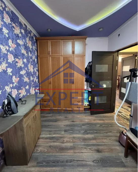 ԱՌԻՆՋ, ՊԱՐՈՒՅՐ ՍևԱԿ ԹԱՂԱՄԱՍ 6 ՍԵՆՅԱԿ