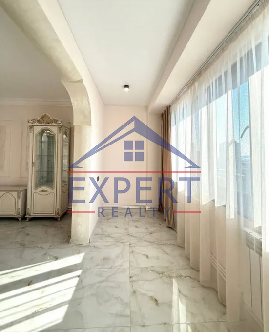 ՄԱԼԱԹԻԱ ՍԵԲԱՍՏԻԱ, ՄԻՔԱՅԵԼՅԱՆ ՓՈՂՈՑ, 4ՍԵՆՅԱԿ