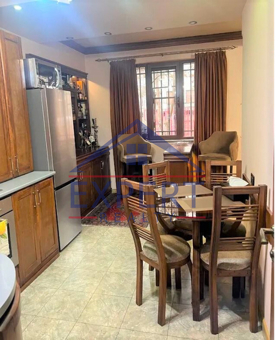 ԿԵՆՏՐՈՆ, ԵԶՆԻԿ ԿՈՂԲԱՑՈՒ ՓՈՂՈՑ, 3 ՍԵՆՅԱԿ