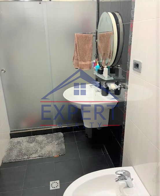 ԿԵՆՏՐՈՆ, ԵԶՆԻԿ ԿՈՂԲԱՑՈՒ ՓՈՂՈՑ, 3 ՍԵՆՅԱԿ