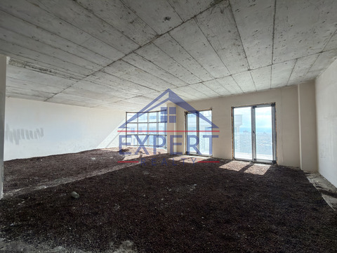 ԿԵՆՏՐՈՆ, ՎԵՐԻՆ ԱՆՏԱՌԱՅԻՆ ՓՈՂՈՑ, 4 ՍԵՆՅԱԿ