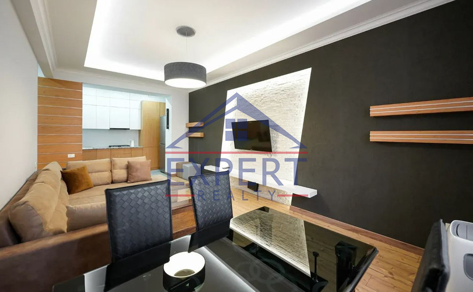 ԿԵՆՏՐՈՆ, ԵԿՄԱԼՅԱՆ ՓՈՂՈՑ, 2 ՍԵՆՅԱԿ