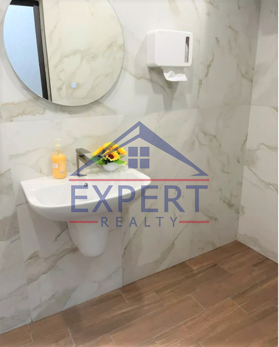 ԿԵՆՏՐՈՆ, ՊԱՐՈՆՅԱՆ, 55 ՔՄ