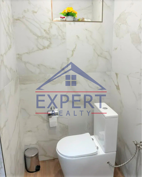 ԿԵՆՏՐՈՆ, ՊԱՐՈՆՅԱՆ, 55 ՔՄ