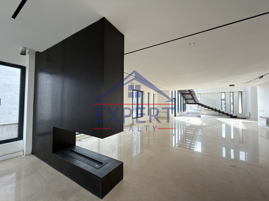 ԿԵՆՏՐՈՆ, ՎԵՐԻՆ ԱՆՏԱՌԱՅԻՆ ՓՈՂՈՑ, 1400ՔՄ