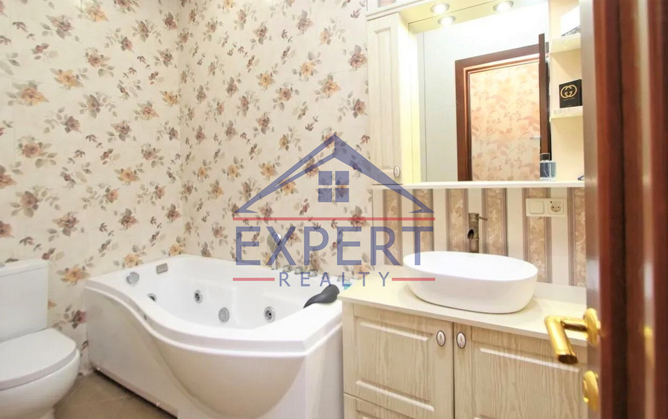 ԿԵՆՏՐՈՆ ՄՈՍԿՈՎՅԱՆ ՓՈՂՈՑՈՒՄ 2 ՍԵՆՅԱԿ