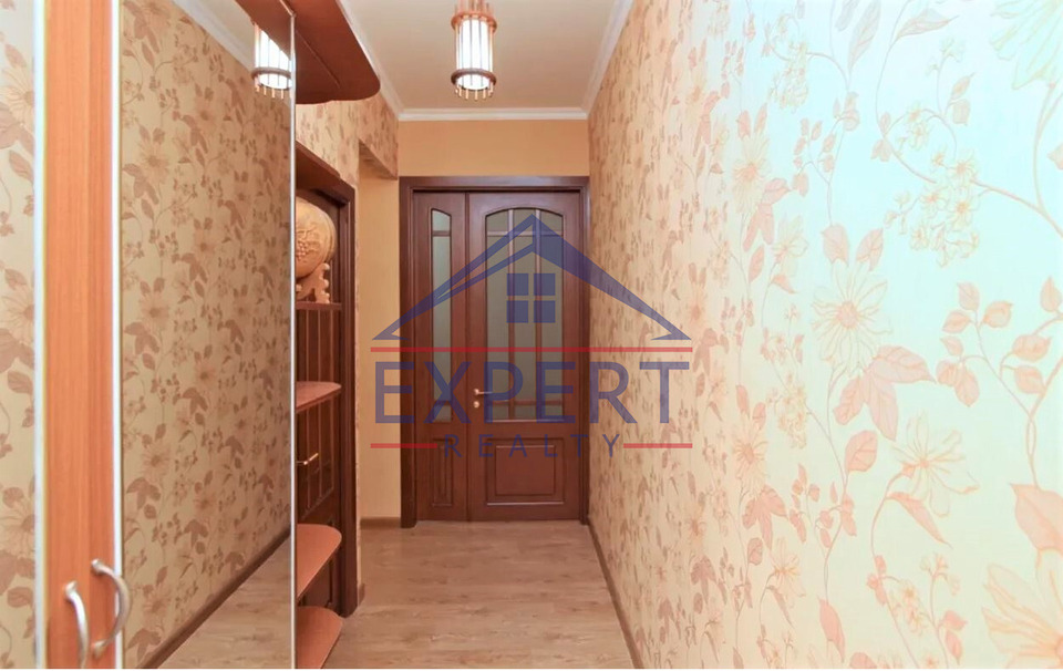 ԿԵՆՏՐՈՆ ՄՈՍԿՈՎՅԱՆ ՓՈՂՈՑՈՒՄ 2 ՍԵՆՅԱԿ