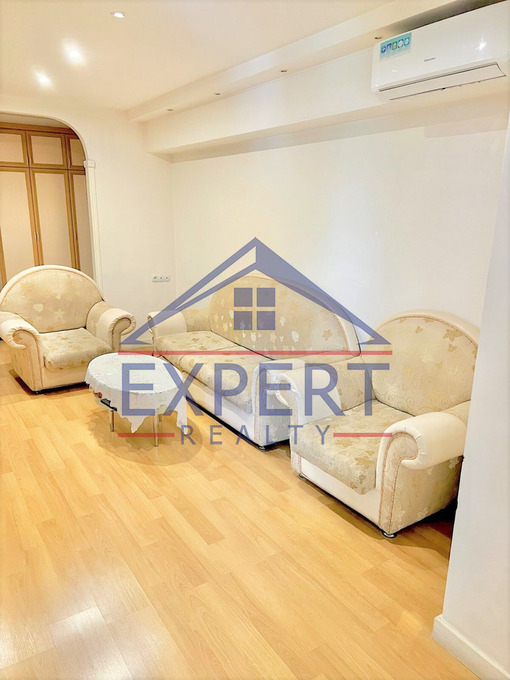 ԿԵՆՏՐՈՆ, ՄԱՇՏՈՑԻ ՊՈՂՈՏԱ, 2 ՍԵՆՅԱԿ