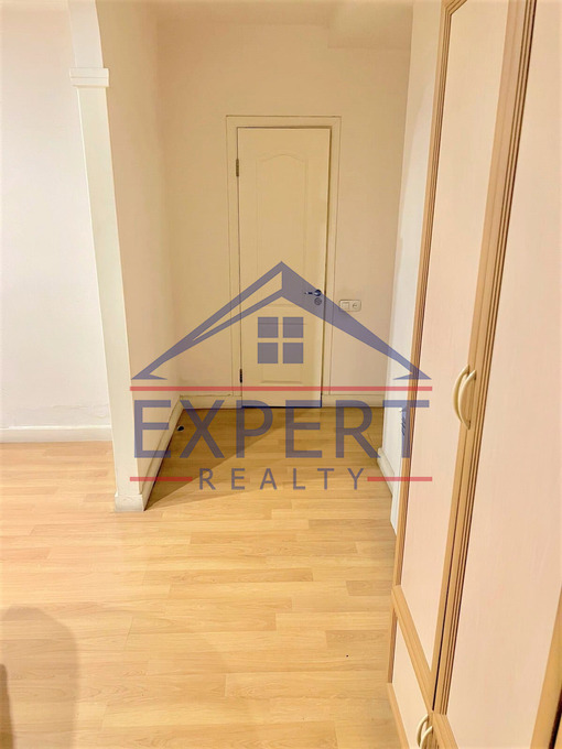 ԿԵՆՏՐՈՆ, ՄԱՇՏՈՑԻ ՊՈՂՈՏԱ, 2 ՍԵՆՅԱԿ