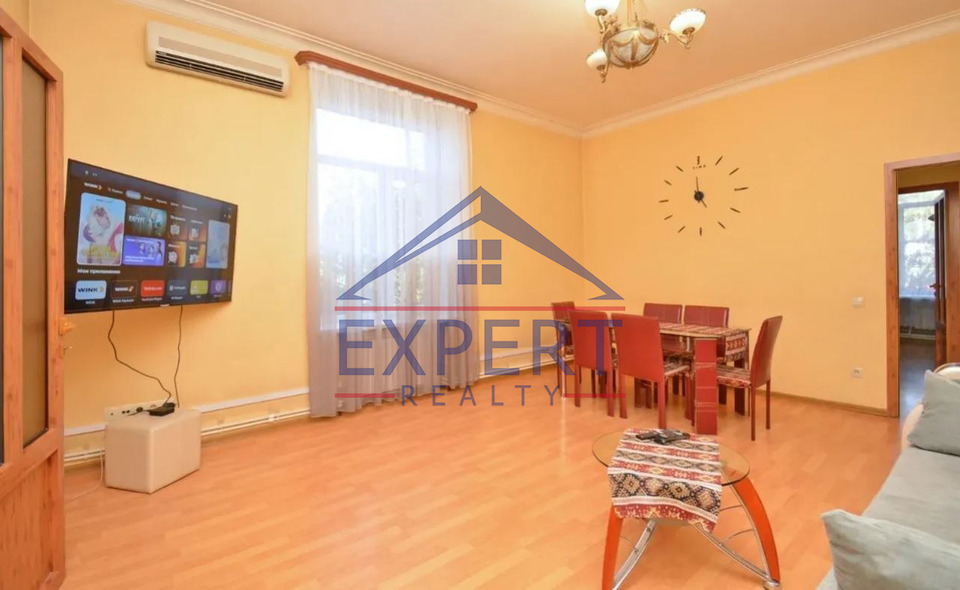 ԿԵՆՏՐՈՆ, ԱԲՈՎՅԱՆ ՓՈՂՈՑ, 3 ՍԵՆՅԱԿ