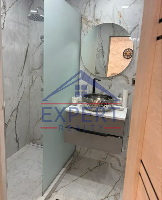 ԿԵՆՏՐՈՆ, ԱՐՇԱԿՈՒՆՅԱՆՑ ՊՈՂՈՏԱ, 2 ՍԵՆՅԱԿ