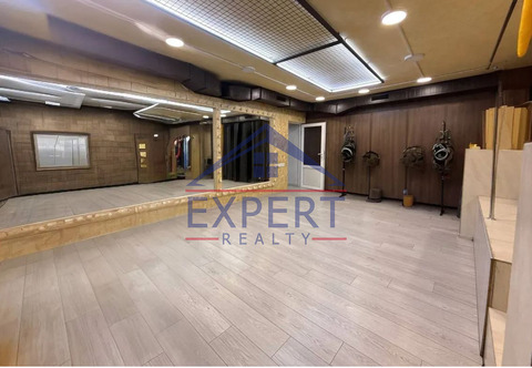 ԿԵՆՏՐՈՆ, ՊԱՐՈՆՅԱՆ ՓՈՂՈՑ, 72ՔՄ․