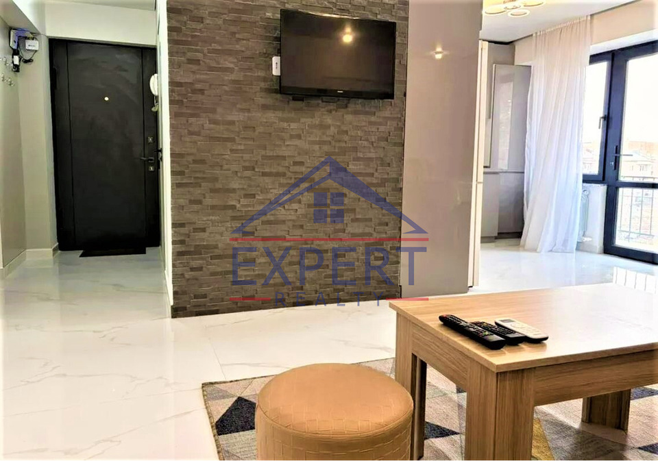 ԱՐԱԲԿԻՐ, ԿՈՄԻՏԱՍԻ ՊՈՂՈՏԱ, 3 ՍԵՆՅԱԿ