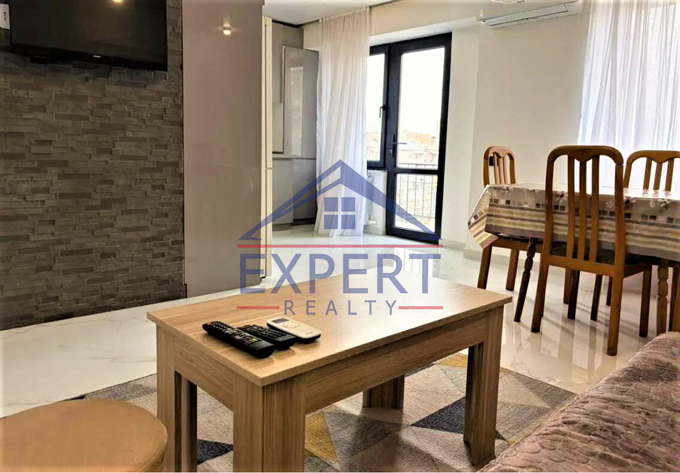 ԱՐԱԲԿԻՐ, ԿՈՄԻՏԱՍԻ ՊՈՂՈՏԱ, 3 ՍԵՆՅԱԿ