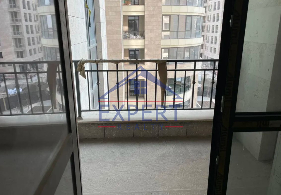 ԿԵՆՏՐՈՆ, ԱՐՇԱԿՈՒՆՅԱՆՑ ՊՈՂՈՏԱ, 3 ՍԵՆՅԱԿ