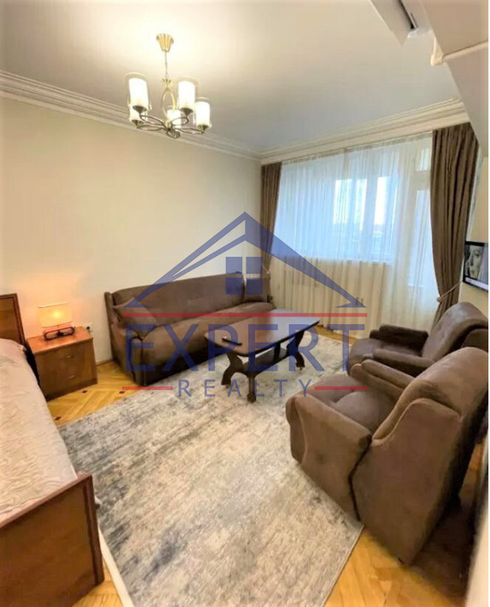 ԿԵՆՏՐՈՆ, ԱՄԻՐՅԱՆ ՓՈՂՈՑ, 1 ՍԵՆՅԱԿ