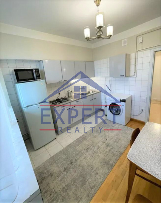 ԿԵՆՏՐՈՆ, ԱՄԻՐՅԱՆ ՓՈՂՈՑ, 1 ՍԵՆՅԱԿ