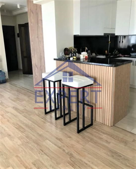 ԱՐԱԲԿԻՐ, ԿՈՄԻՏԱՍԻ ՊՈՂՈՏԱ, 3 ՍԵՆՅԱԿ