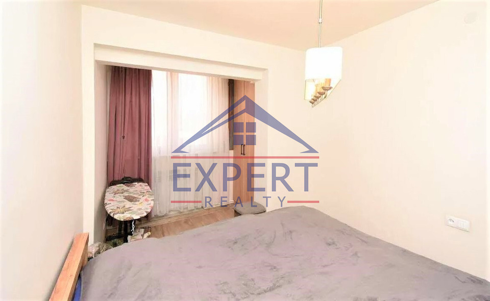 ԱՐԱԲԿԻՐ, ԿՈՄԻՏԱՍԻ ՊՈՂՈՏԱ, 3 ՍԵՆՅԱԿ