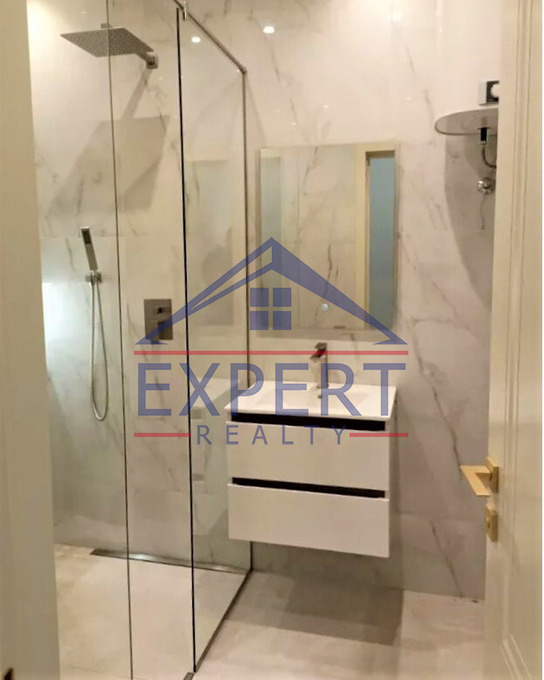 ԱՐԱԲԿԻՐ, ԿՈՄԻՏԱՍԻ ՊՈՂՈՏԱ, 1 ՍԵՆՅԱԿ