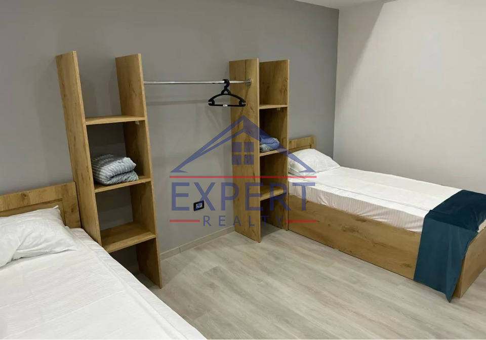 ԿԵՆՏՐՈՆ,ԵՐՎԱՆԴ ՔՈՉԱՐԻ ՓՈՂՈՑ 20 ՍԵՆՅԱԿ