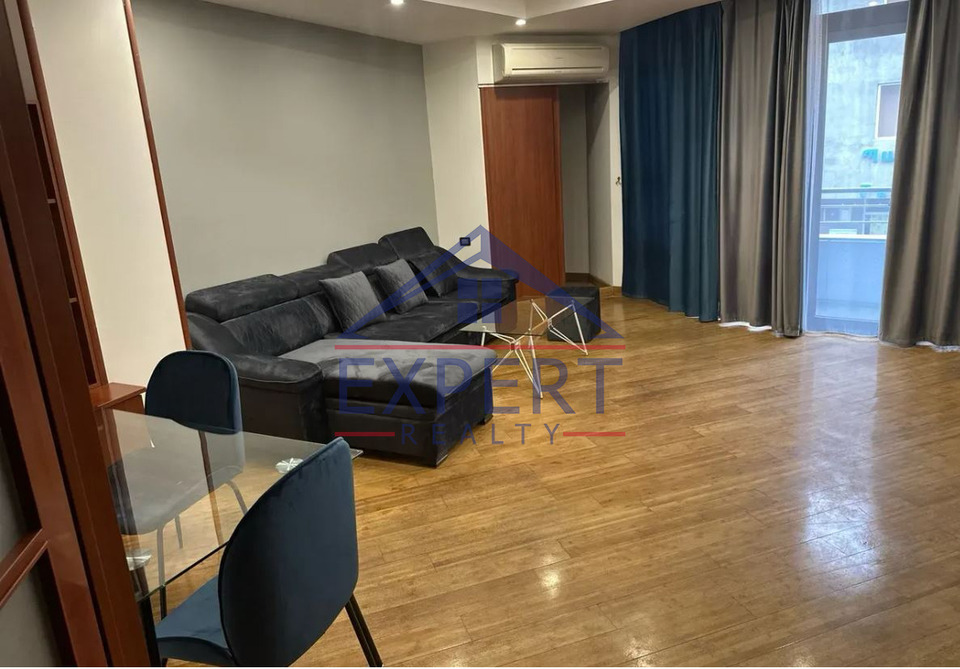 ԿԵՆՏՐՈՆ,ԵՐՎԱՆԴ ՔՈՉԱՐԻ ՓՈՂՈՑ 20 ՍԵՆՅԱԿ