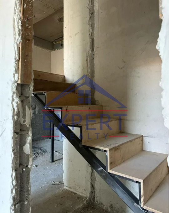 ԱՐԱԲԿԻՐ, ԿՈՄԻՏԱՍԻ ՊՈՂՈՏԱ, 2 ՍԵՆՅԱԿ