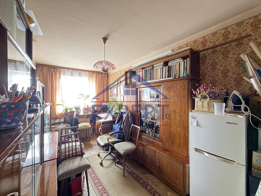 ՔԱՆԱՔԵՌ-ԶԵՅԹՈՒՆ, ԳՈԳՈԼԻ ՓՈՂՈՑ, 3 ՍԵՆՅԱԿ