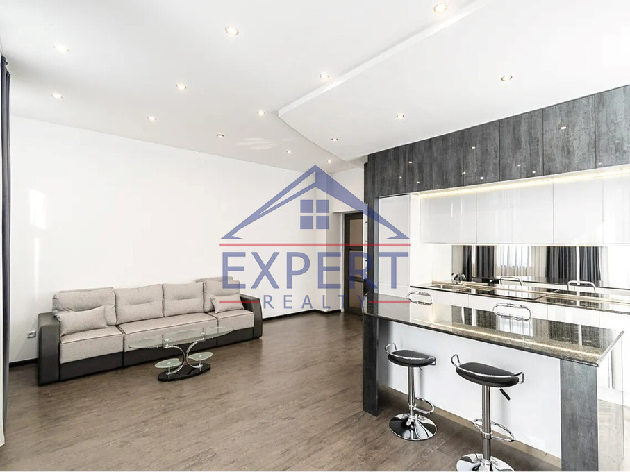 ԿԵՆՏՐՈՆ, ԱՐԱՄԻ ՓՈՂՈՑ, 4 ՍԵՆՅԱԿ