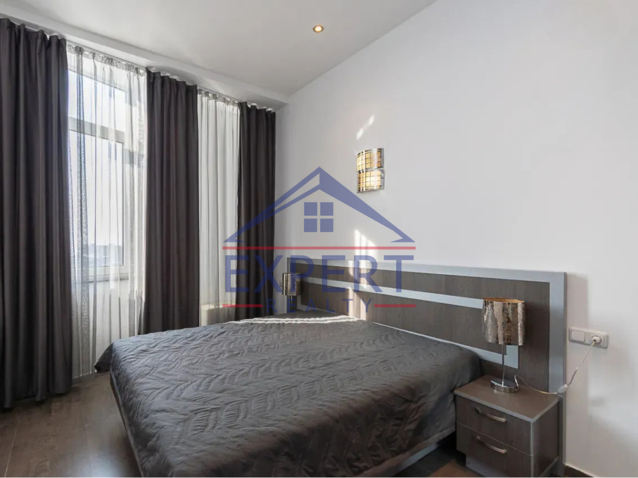 ԿԵՆՏՐՈՆ, ԱՐԱՄԻ ՓՈՂՈՑ, 4 ՍԵՆՅԱԿ