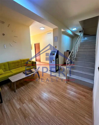 ԿԵՆՏՐՈՆ, ԵՐՎԱՆԴ ՔՈՉԱՐ, 180ՔՄ