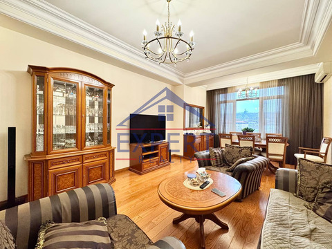 ԿԵՆՏՐՈՆ, ՉԱՐԵՆՑԻ ՓՈՂՈՑ, 4 ՍԵՆՅԱԿ