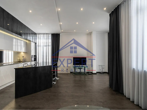 ԿԵՆՏՐՈՆ, ԱՐԱՄԻ ՓՈՂՈՑ, 4 ՍԵՆՅԱԿ