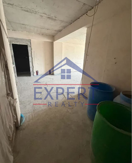 ԱՐԱԲԿԻՐ, ԿՈՄԻՏԱՍԻ ՊՈՂՈՏԱ, 3 ՍԵՆՅԱԿ