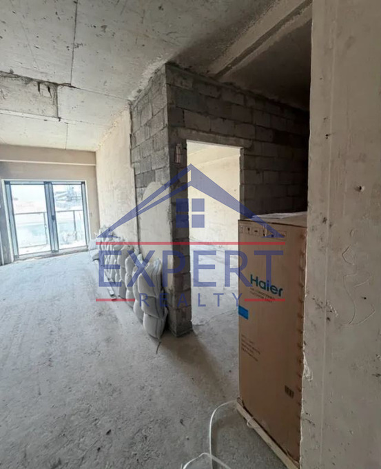 ԱՐԱԲԿԻՐ, ԿՈՄԻՏԱՍԻ ՊՈՂՈՏԱ, 3 ՍԵՆՅԱԿ