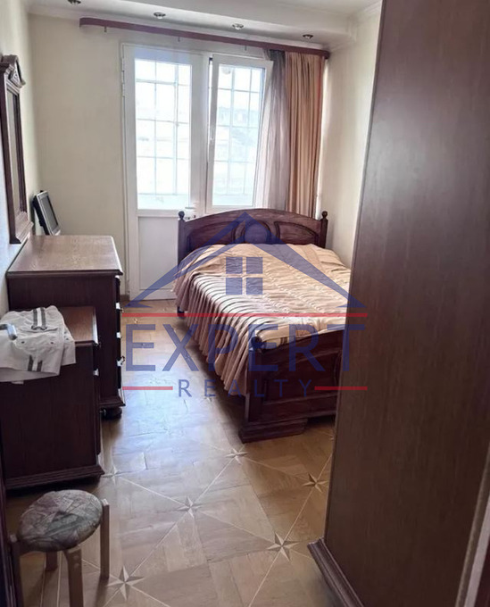 ԱՐԱԲԿԻՐ, ԱՎԵՏ ԱՎԵՏԻՍՅԱՆ ՓՈՂՈՑ   4 ՍԵՆՅԱԿ