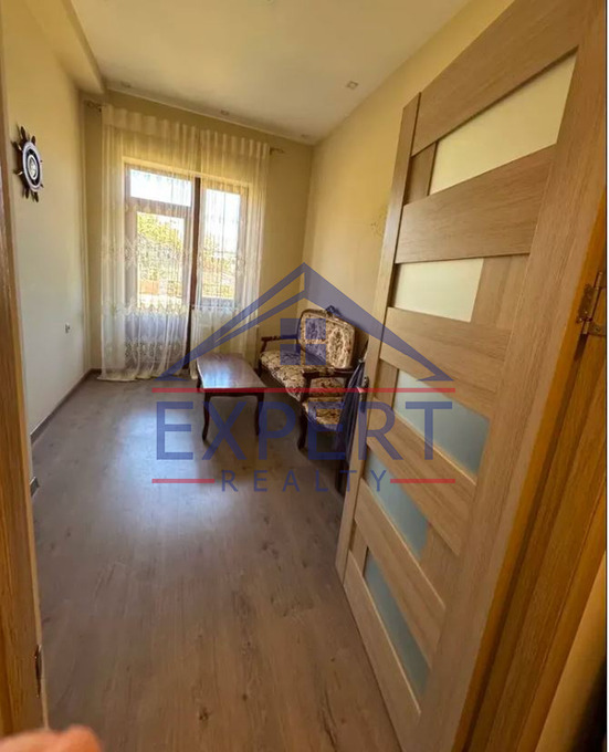 ԴԱՎԹԱՇԵՆ,4ՐԴ ՓՈՂՈՑ 4 ՍԵՆՅԱԿ