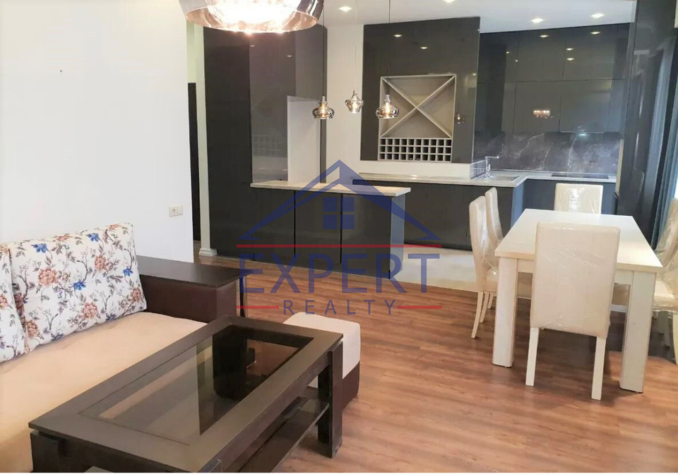 ԱՐԱԲԿԻՐ, ՆԱԻՐԻ ԶԱՐՅԱՆ