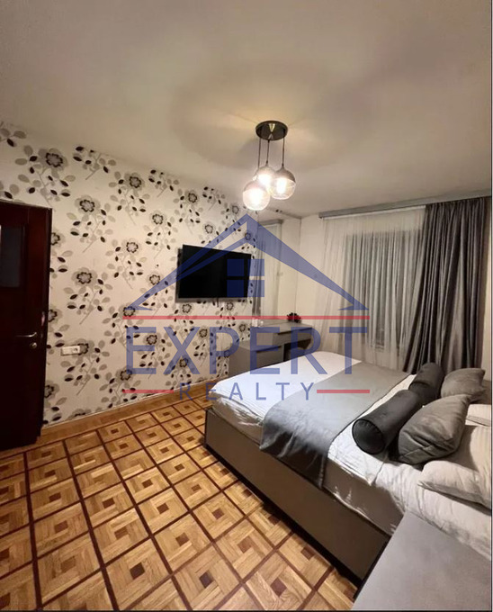 ԱՐԱԲԿԻՐ, ԱՐԱՄ ԽԱՉԱՏՐՅԱՆ ՓՈՂՈՑ, 4 ՍԵՆՅԱԿ