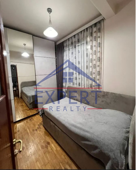 ԱՐԱԲԿԻՐ, ԱՐԱՄ ԽԱՉԱՏՐՅԱՆ ՓՈՂՈՑ, 4 ՍԵՆՅԱԿ