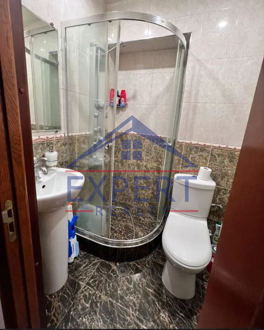 ԱՐԱԲԿԻՐ, ԱՐԱՄ ԽԱՉԱՏՐՅԱՆ ՓՈՂՈՑ, 4 ՍԵՆՅԱԿ