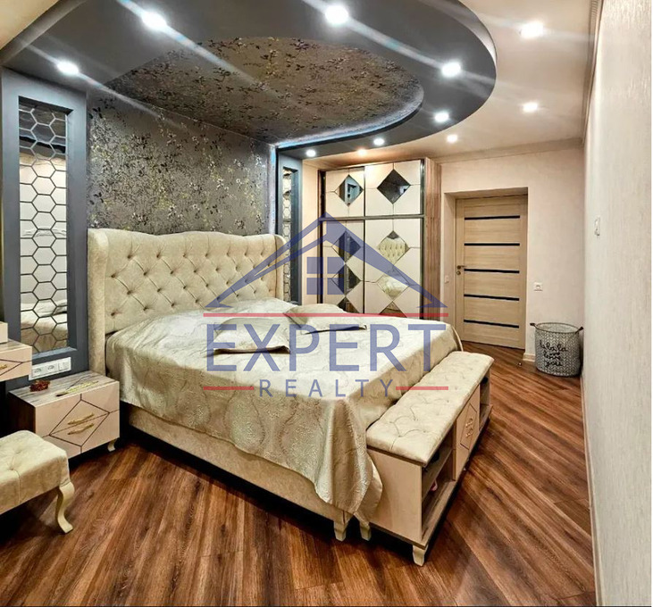 ՆՈՐ ՆՈՐՔ, ՄՈԼԴՈՎԱԿԱՆ ՓՈՂՈՑ, 4 ՍԵՆՅԱԿ