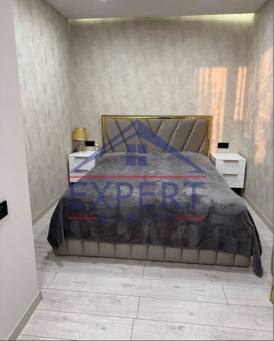 ԱՐԱԲԿԻՐ, ԳՅՈՒԼԲԵԿՅԱՆ ՓՈՂՈՑ, 3 ՍԵՆՅԱԿ