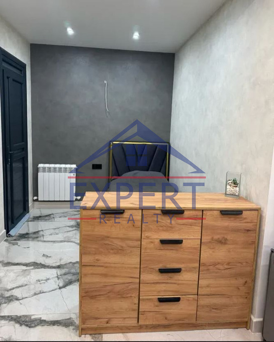 ԱՐԱԲԿԻՐ, ԳՅՈՒԼԲԵԿՅԱՆ ՓՈՂՈՑ, 3 ՍԵՆՅԱԿ