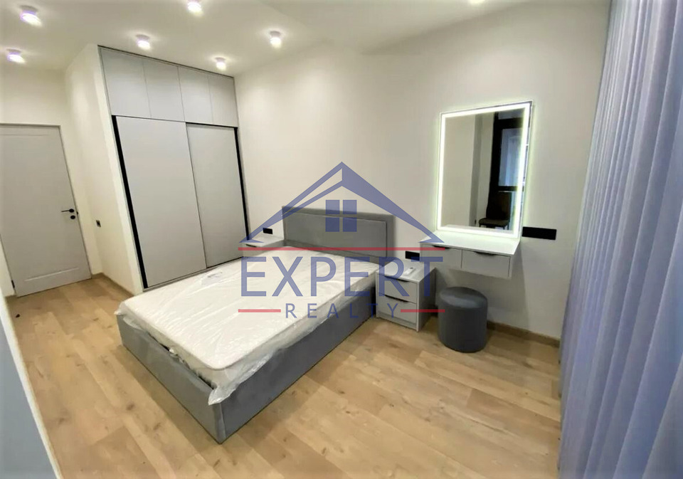 ԿԵՆՏՐՈՆ,ԱՐՇԱԿՈՒՆՅԱՑ ՊՈՂՈՏԱ, 2 ՍԵՆՅԱԿ